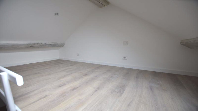 Ma-Cabane - Location Appartement Dijon, 16 m²