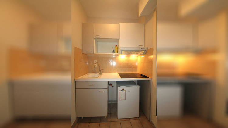 Ma-Cabane - Location Appartement DIJON, 30 m²