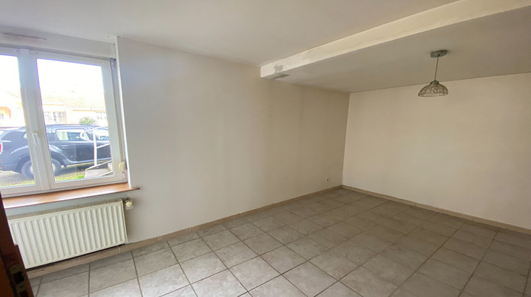 Ma-Cabane - Location Appartement DINOZE, 77 m²