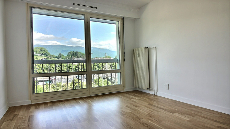 Ma-Cabane - Location Appartement DIVONNE-LES-BAINS, 82 m²