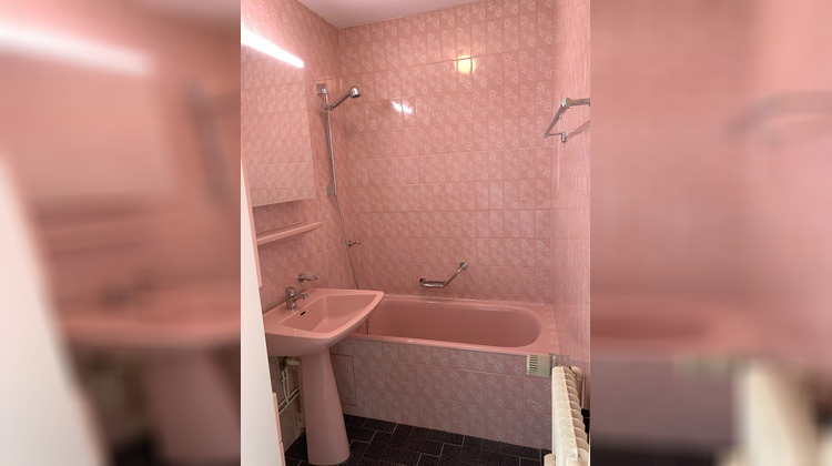 Ma-Cabane - Location Appartement DIVONNE-LES-BAINS, 82 m²