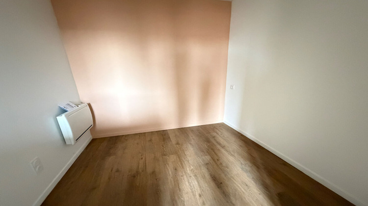 Ma-Cabane - Location Appartement DOLE, 25 m²