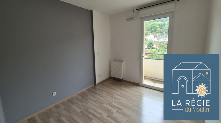 Ma-Cabane - Location Appartement DOMARIN, 61 m²