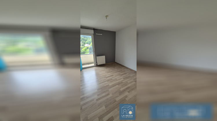 Ma-Cabane - Location Appartement DOMARIN, 61 m²