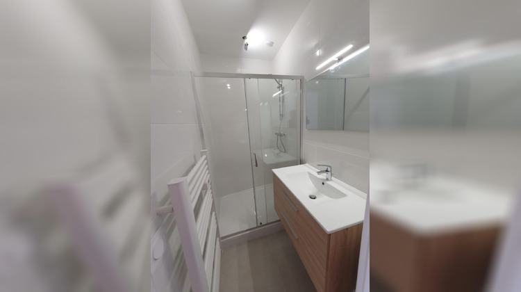 Ma-Cabane - Location Appartement Domène, 62 m²