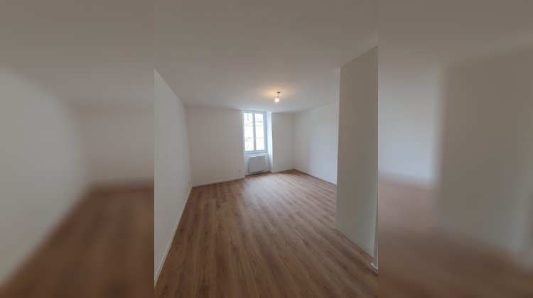 Ma-Cabane - Location Appartement Domène, 62 m²