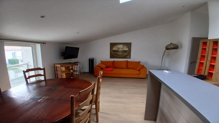 Ma-Cabane - Location Appartement Dompierre-sur-Mer, 52 m²