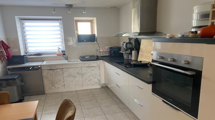 Ma-Cabane - Location Appartement DOMSURE, 72 m²