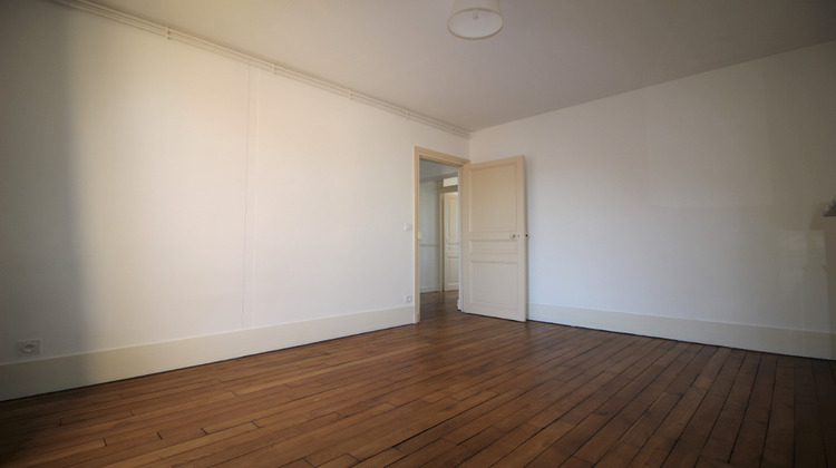 Ma-Cabane - Location Appartement DOURDAN, 68 m²