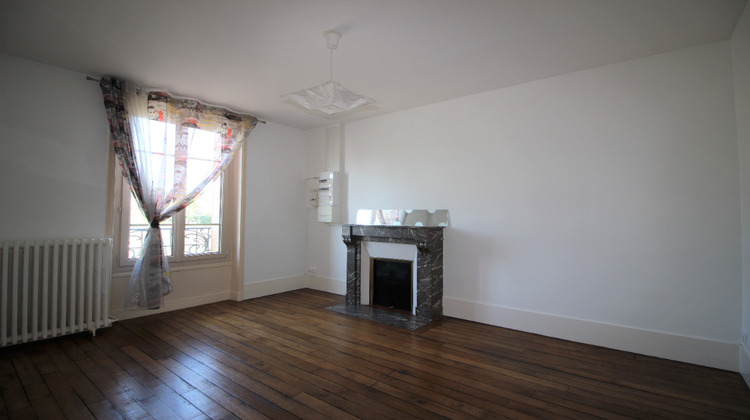 Ma-Cabane - Location Appartement DOURDAN, 68 m²