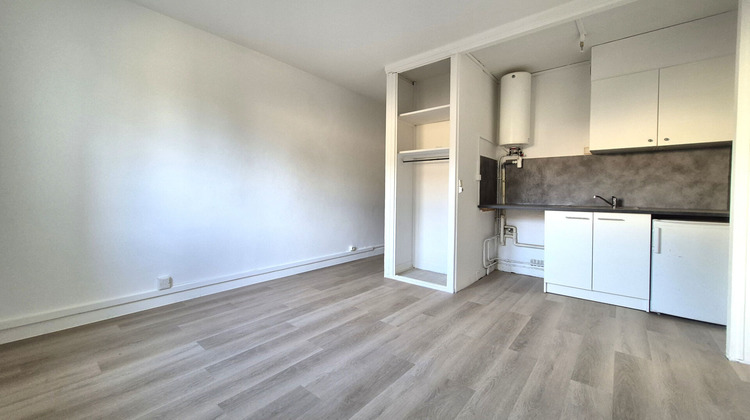Ma-Cabane - Location Appartement DOURDAN, 19 m²