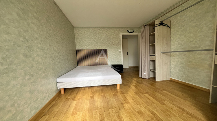 Ma-Cabane - Location Appartement DOURDAN, 50 m²