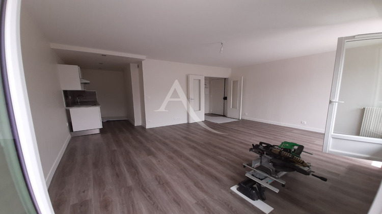 Ma-Cabane - Location Appartement DOURDAN, 54 m²