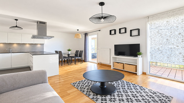 Ma-Cabane - Location Appartement DOUVAINE, 59 m²