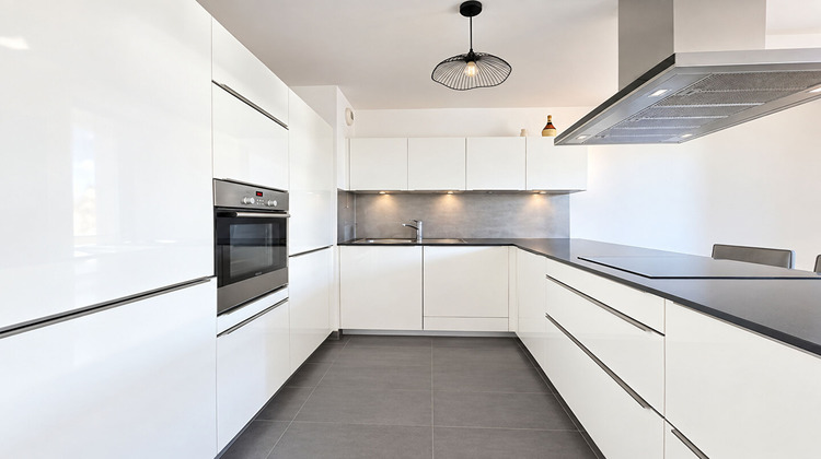 Ma-Cabane - Location Appartement DOUVAINE, 59 m²