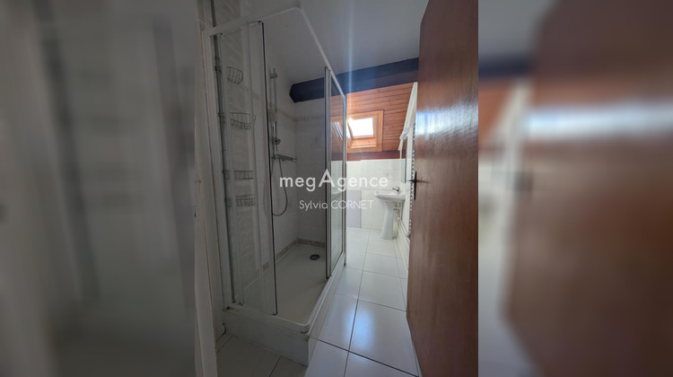 Ma-Cabane - Location Appartement DOUVRES, 62 m²