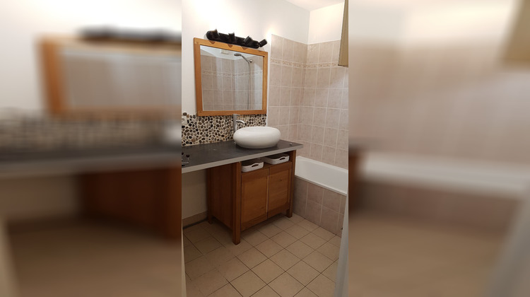 Ma-Cabane - Location Appartement DRAGUIGNAN, 64 m²