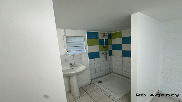 Ma-Cabane - Location Appartement ducos, 33 m²