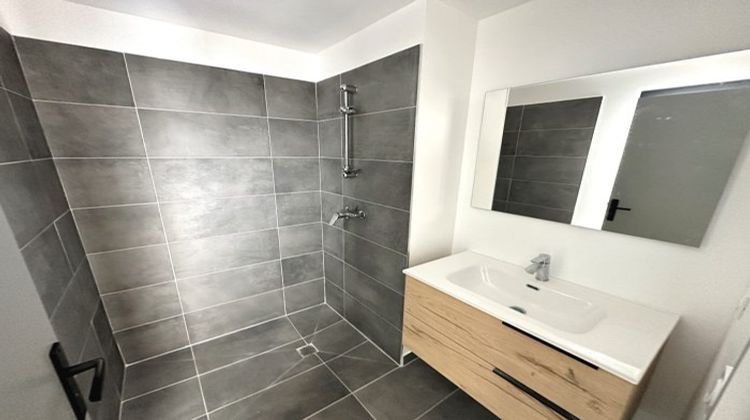 Ma-Cabane - Location Appartement Dumbéa, 75 m²