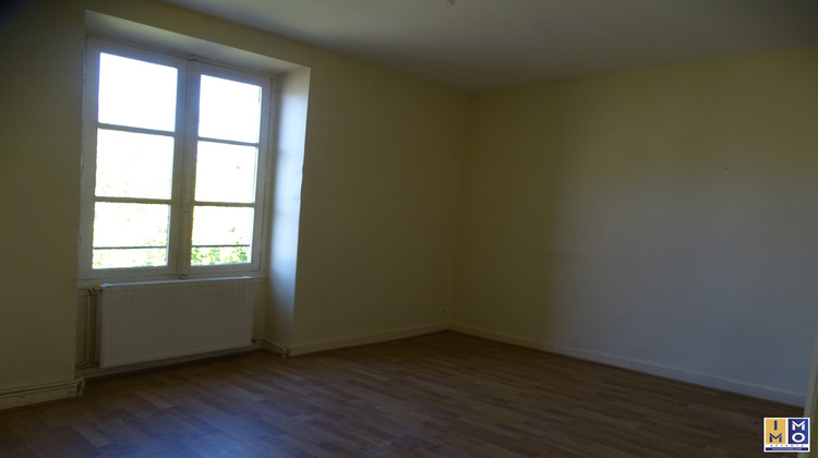 Ma-Cabane - Location Appartement Dun-sur-Auron, 58 m²