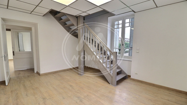 Ma-Cabane - Location Appartement DUNIERES, 112 m²