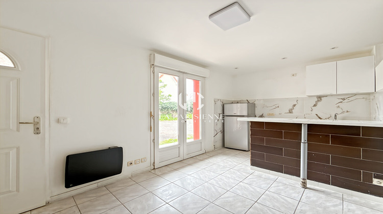 Ma-Cabane - Location Appartement EAUBONNE, 21 m²