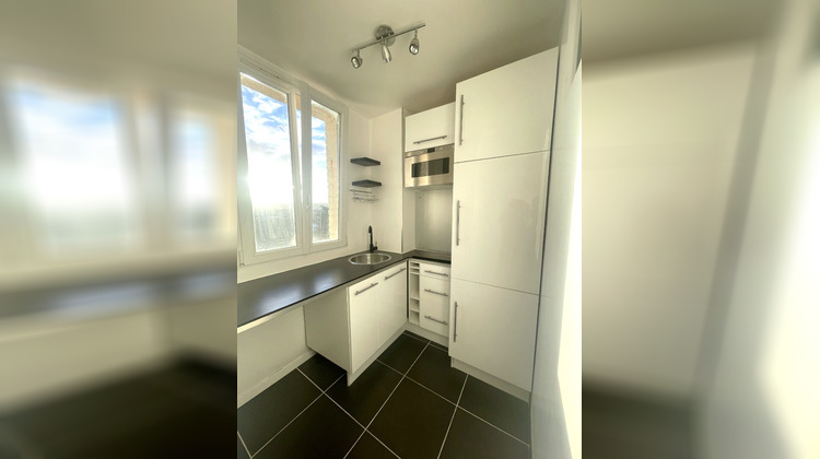 Ma-Cabane - Location Appartement EAUBONNE, 22 m²