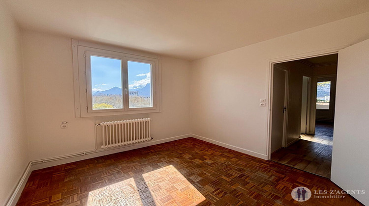 Ma-Cabane - Location Appartement ECHIROLLES, 50 m²