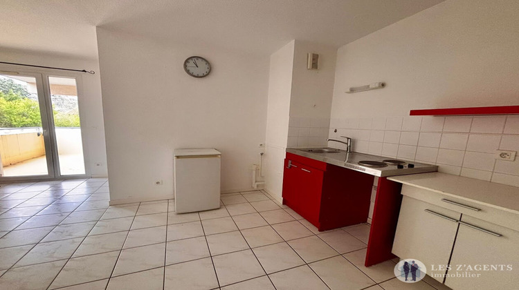 Ma-Cabane - Location Appartement ECHIROLLES, 27 m²