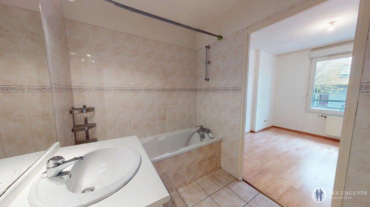Ma-Cabane - Location Appartement ECHIROLLES, 39 m²