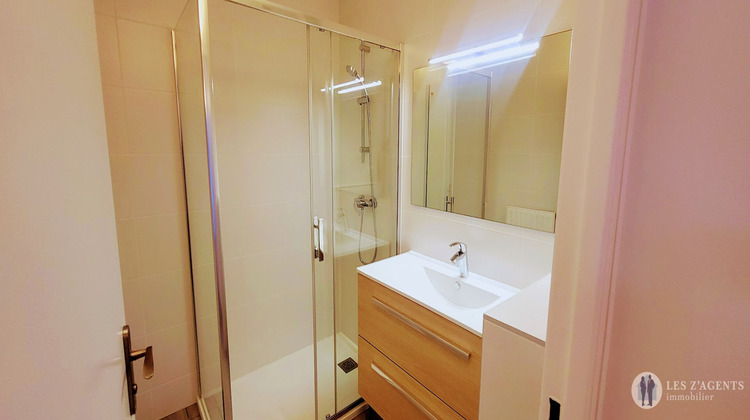 Ma-Cabane - Location Appartement ECHIROLLES, 42 m²