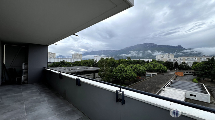 Ma-Cabane - Location Appartement ECHIROLLES, 67 m²