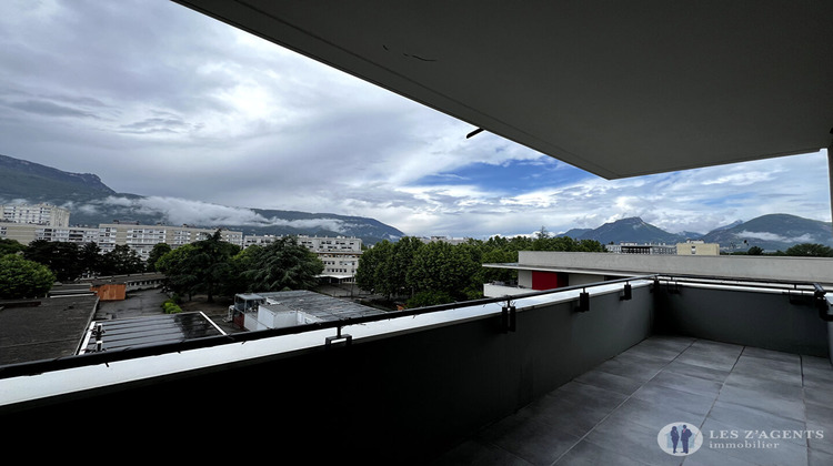 Ma-Cabane - Location Appartement ECHIROLLES, 67 m²