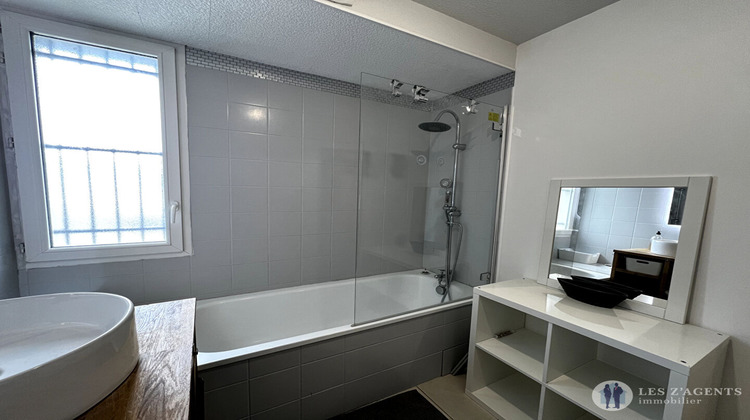 Ma-Cabane - Location Appartement ECHIROLLES, 67 m²