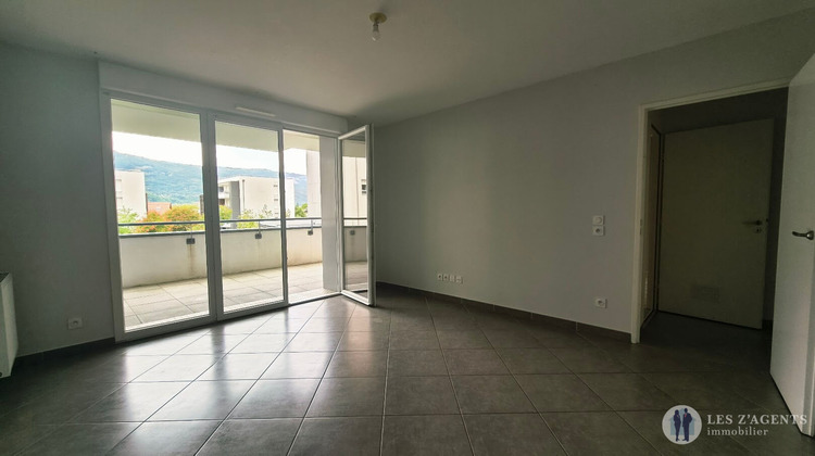 Ma-Cabane - Location Appartement ECHIROLLES, 64 m²