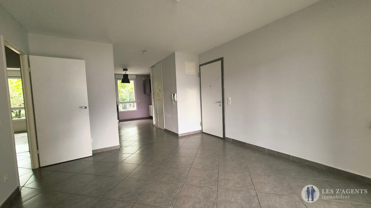 Ma-Cabane - Location Appartement ECHIROLLES, 64 m²