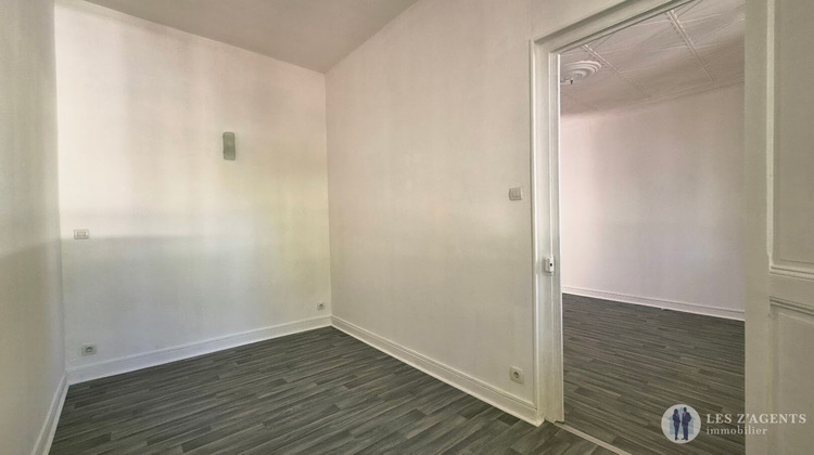 Ma-Cabane - Location Appartement ECHIROLLES, 35 m²