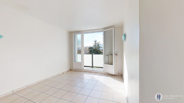 Ma-Cabane - Location Appartement ECHIROLLES, 40 m²