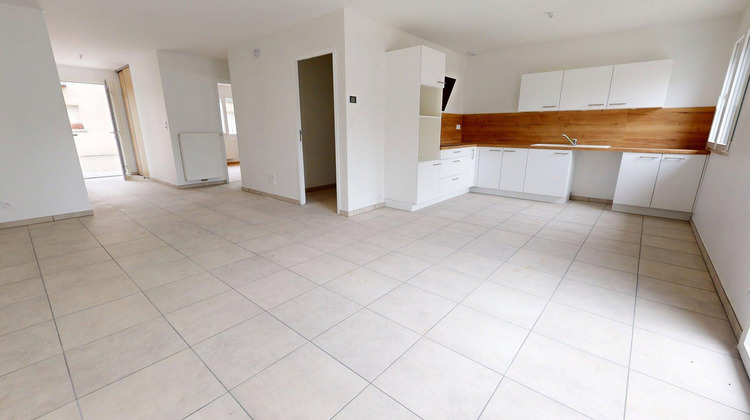 Ma-Cabane - Location Appartement ECOLE-VALENTIN, 81 m²