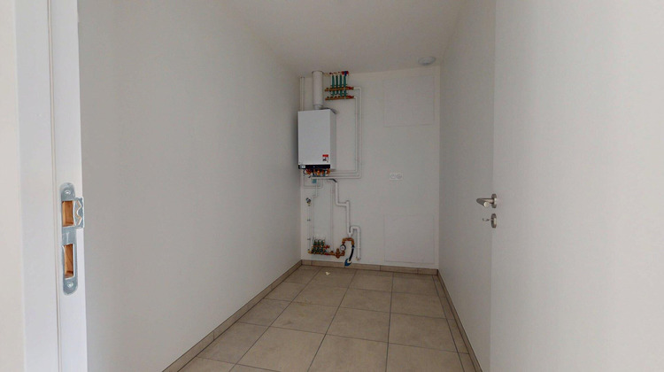 Ma-Cabane - Location Appartement ECOLE-VALENTIN, 81 m²