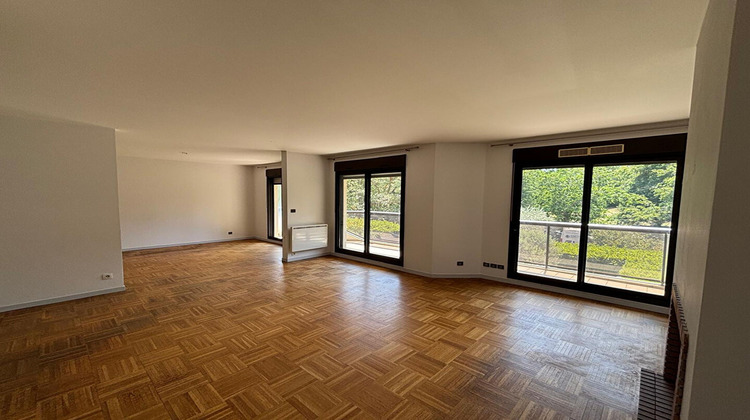 Ma-Cabane - Location Appartement ECULLY, 100 m²