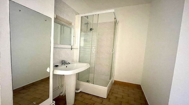 Ma-Cabane - Location Appartement ELBEUF, 44 m²