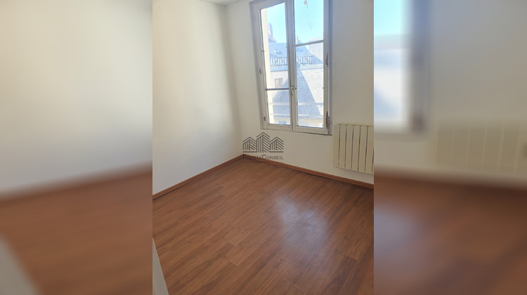 Ma-Cabane - Location Appartement Elbeuf, 46 m²