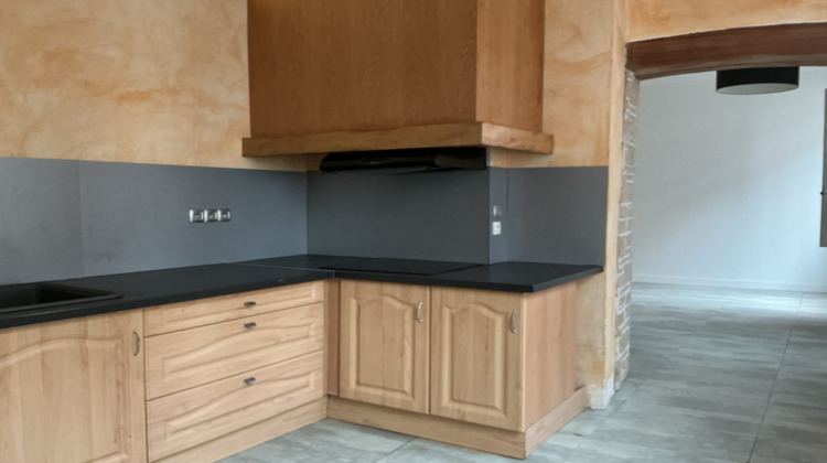 Ma-Cabane - Location Appartement Elbeuf, 65 m²