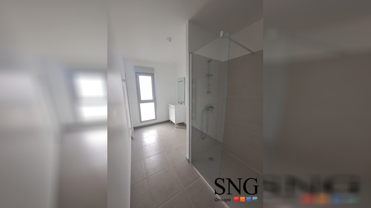 Ma-Cabane - Location Appartement Elbeuf, 45 m²