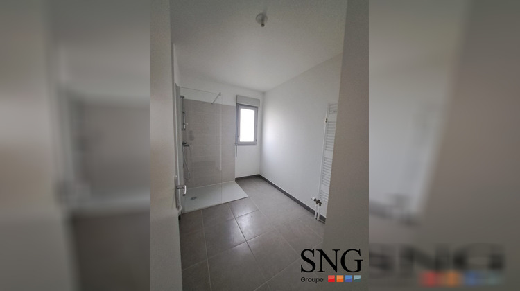 Ma-Cabane - Location Appartement Elbeuf, 43 m²