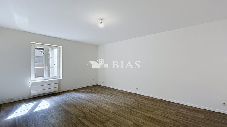 Ma-Cabane - Location Appartement Elbeuf, 29 m²