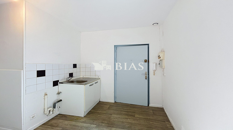 Ma-Cabane - Location Appartement Elbeuf, 29 m²