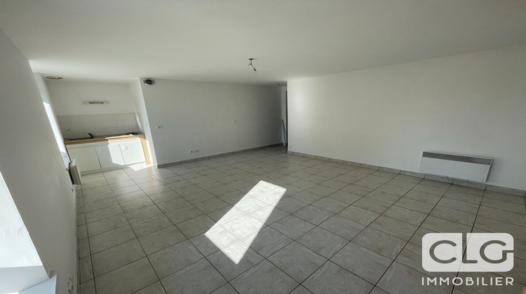 Ma-Cabane - Location Appartement ELLIANT, 50 m²