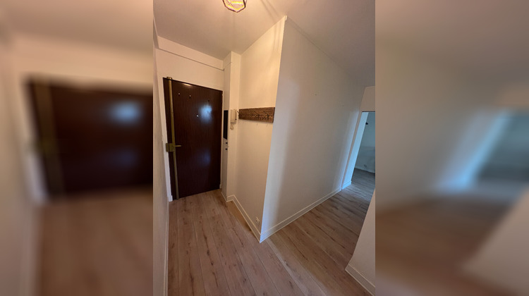 Ma-Cabane - Location Appartement ENGHIEN-LES-BAINS, 56 m²